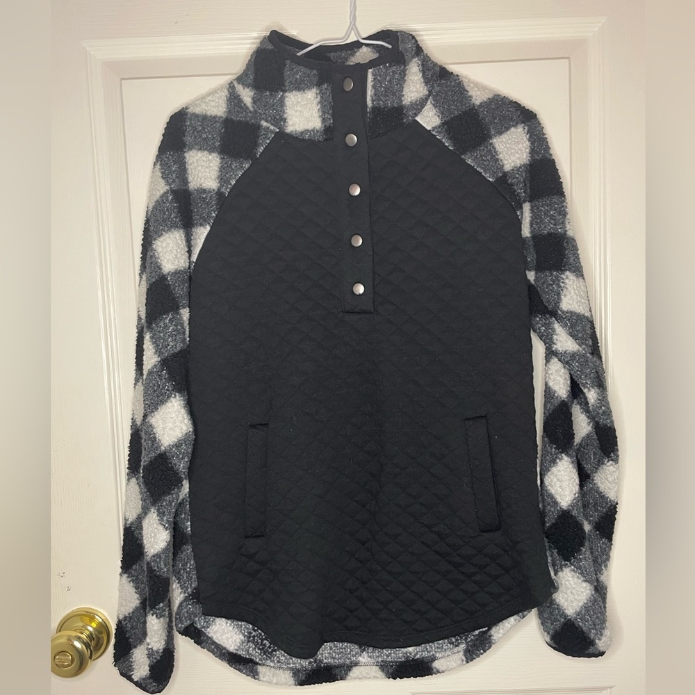Women’s Maurice’s Sherpa half button up